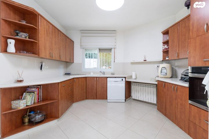 דו משפחתי, ירושלים