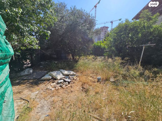 דו משפחתי, עקיבא אטינגר, קרית היובל, ירושלים