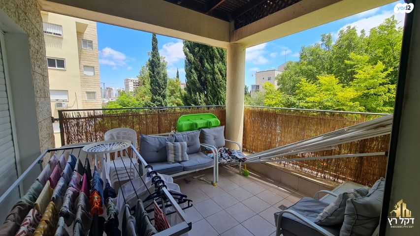 דירה, אברהם דנינו, אברהם דנינו, בן גוריון, עכו