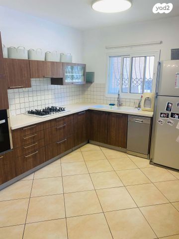 דירת גן, ענבר, אבני חן, מודיעין מכבים רעות