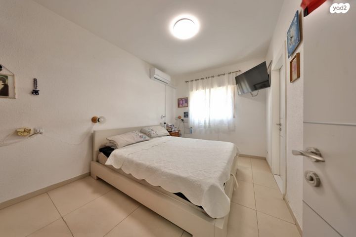 דו משפחתי, תאנה, אלמוגים, קרית ים