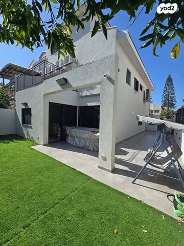 בית פרטי/ קוטג', נווה ים, ראשון לציון