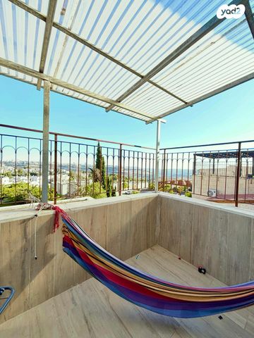 גג/ פנטהאוז, יחזקאל קויפמן, רמות, ירושלים