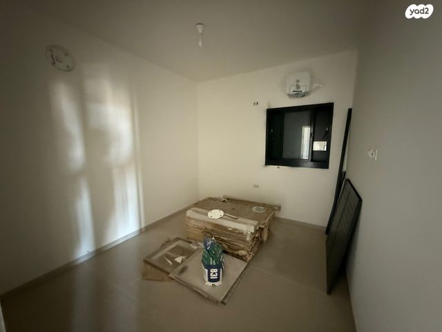 דירה, שדרות בן אב"י 42, נוף הטיילת, נתניה