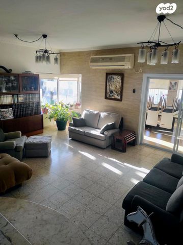 דו משפחתי, ערבה, גבעת זאב