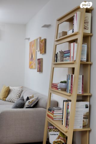 דירה, הר הצופים, רחובות ההולנדית, רחובות