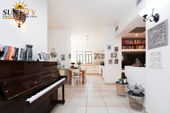 בית פרטי/ קוטג', פרדריך הרמן קיש, צפון מזרח מרכז העיר, נתניה