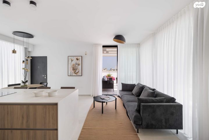 שדרות ירושלים 48