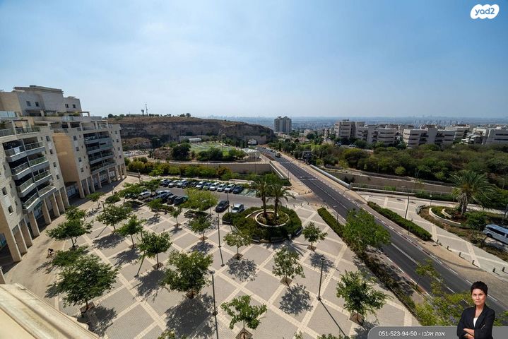 גג/ פנטהאוז, גרטרוד עליון, פסגות אפק, ראש העין