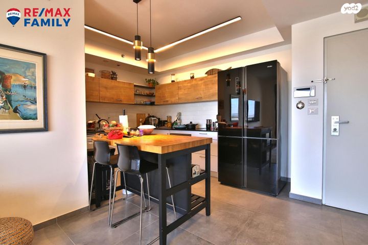 דירה, נעמי שמר 12, נאות אפק, אפקה, קרית ביאליק