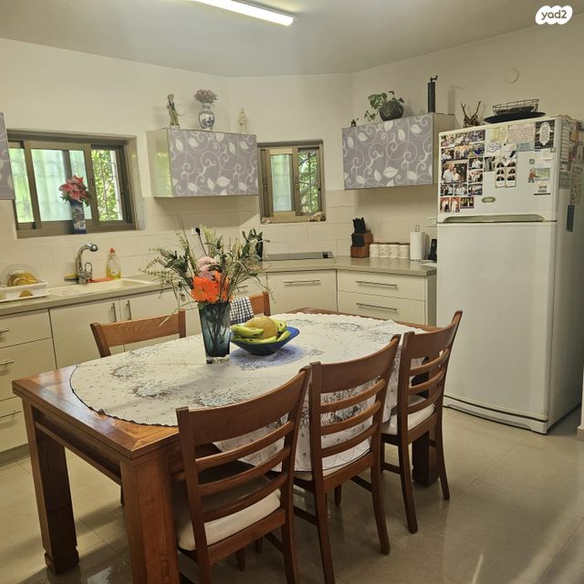 בית פרטי/ קוטג', קרית יערים, גבעת זאב