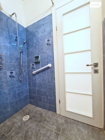 דירה, מקס נורדאו, בת ים