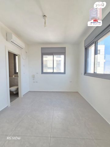 דירה, מאיר עמית, רמת חן ובן ציון, נתניה