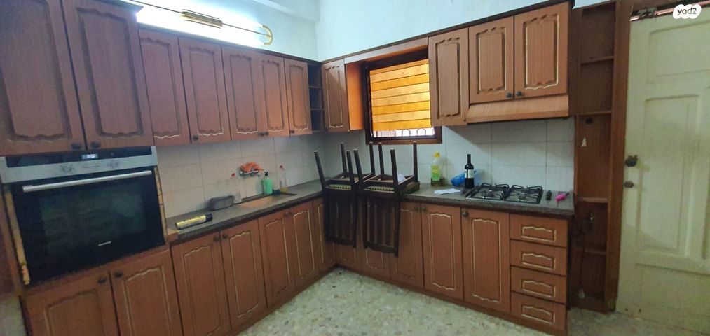 דירה, אל מותנבי, עבאס, חיפה