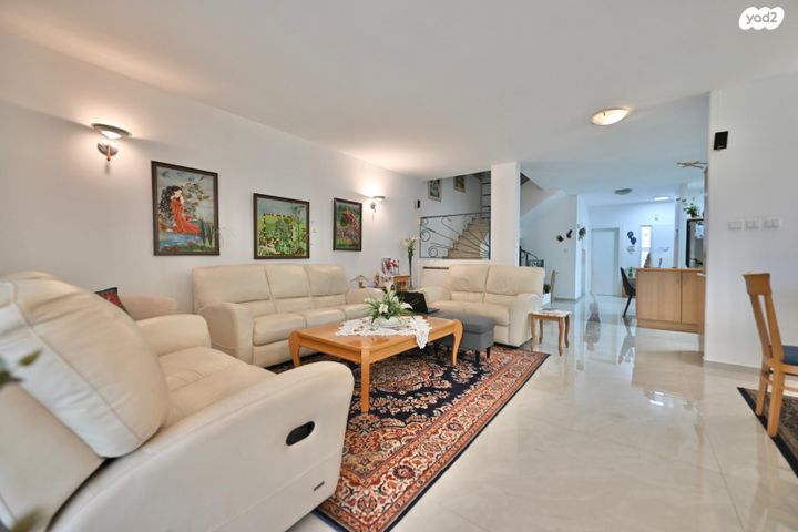 דו משפחתי, שמואל נחמיאס, שמורת מליבו, נס ציונה