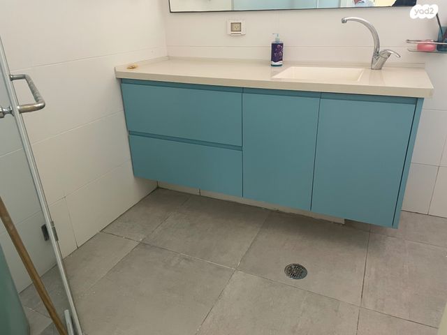 דו משפחתי, קרית מלאכי