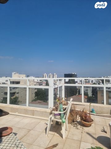 גג/ פנטהאוז, לוין אפשטיין, ב' / צפון מערב העיר, רחובות