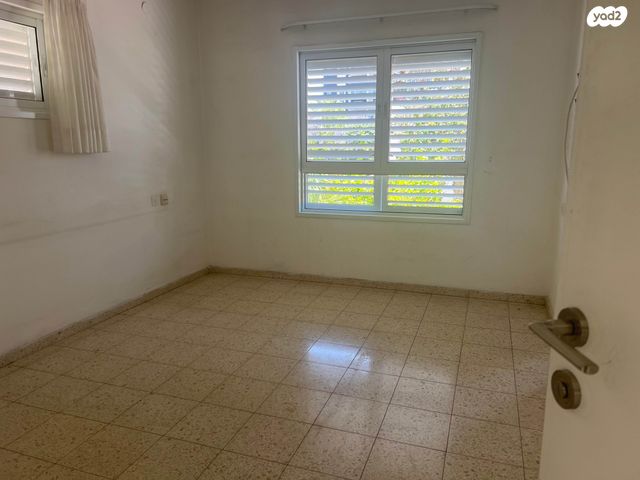 דירת גן, טופז, נווה ים, ראשון לציון