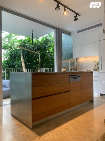 כ"ג יורדי הסירה 17