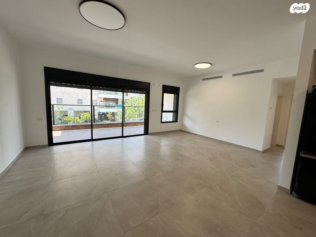 דירה, נווה זמר, רעננה