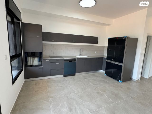 דירה, נווה זמר, רעננה