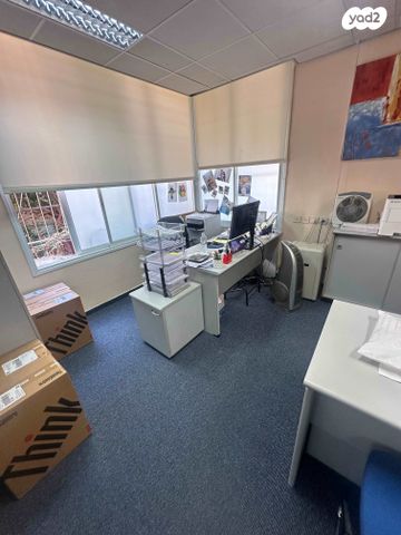 משרדים, דרך אבא הלל, רמת גן