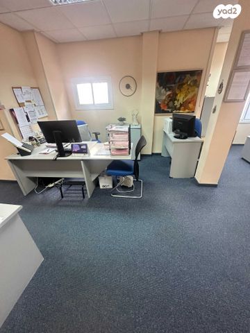 משרדים, דרך אבא הלל, רמת גן