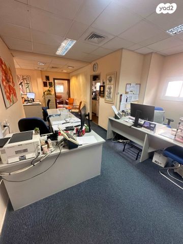 משרדים, דרך אבא הלל, רמת גן