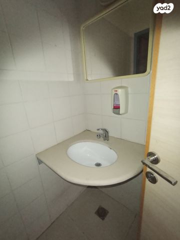 חנויות/ שטח מסחרי, המחוגה, מגדל, אשקלון