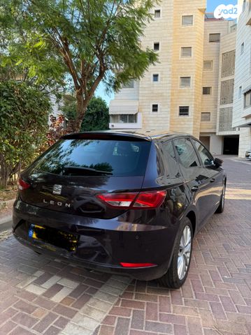 מודעת רכב סיאט לאון