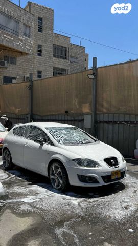 מודעת רכב סיאט לאון