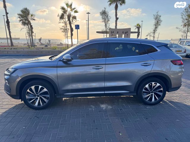 בי.ווי.די סיל U