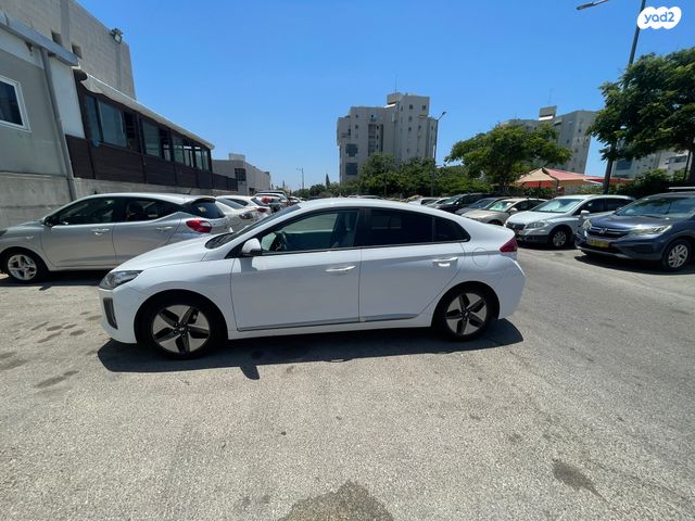 מודעת רכב יונדאי איוניק