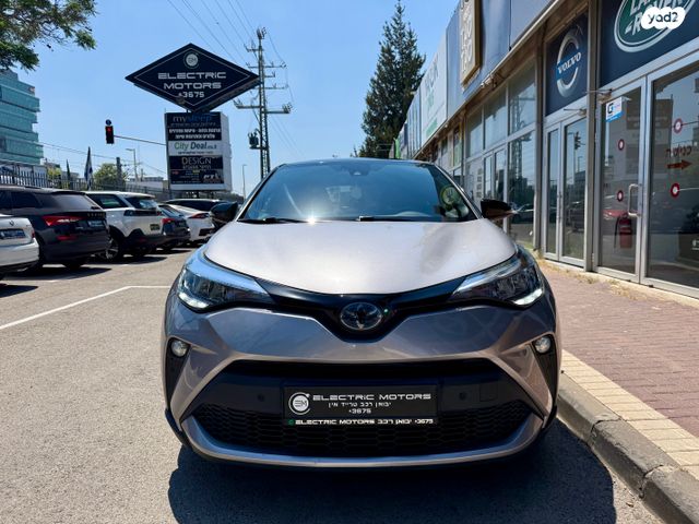 טויוטה C-HR