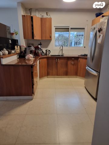 דו משפחתי, גילגל 19, צור יגאל, כוכב יאיר / צור יגאל