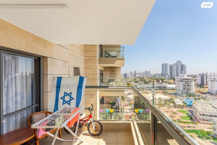 דירה, טופז, באר יעקב