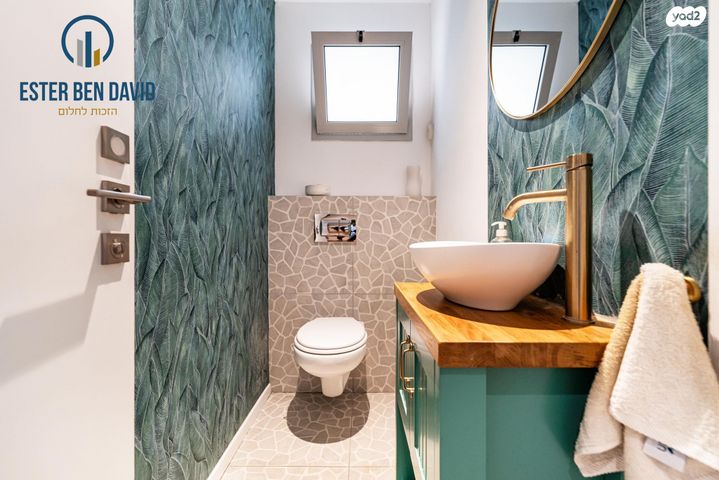 גג/ פנטהאוז, הוד השרון