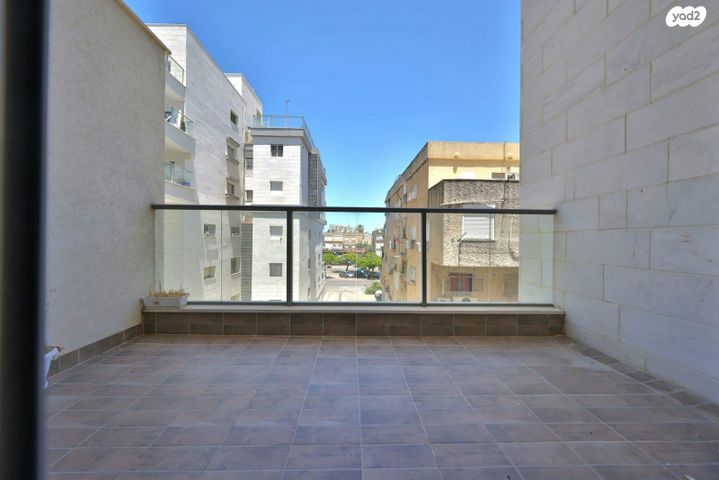 דירה, א.ד. גורדון 9, מוצקין הותיקה, קרית מוצקין