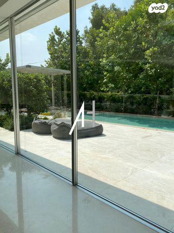 בית פרטי/ קוטג', סביון