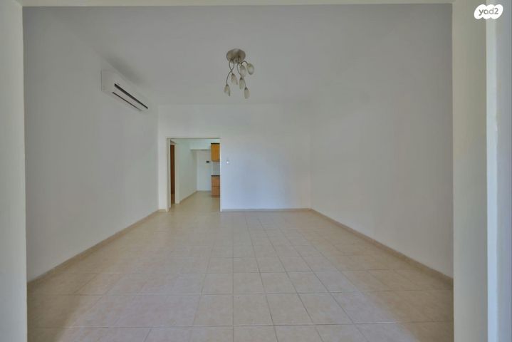 דירה, א.ד. גורדון 9, מוצקין הותיקה, קרית מוצקין