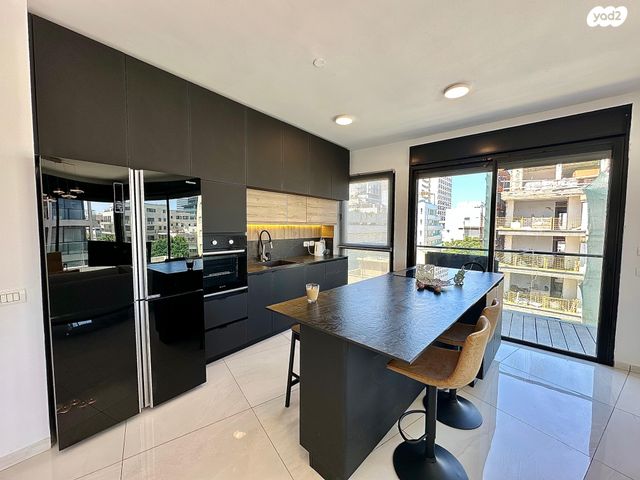 גג/ פנטהאוז, לב תל אביב, לב העיר צפון, תל אביב יפו