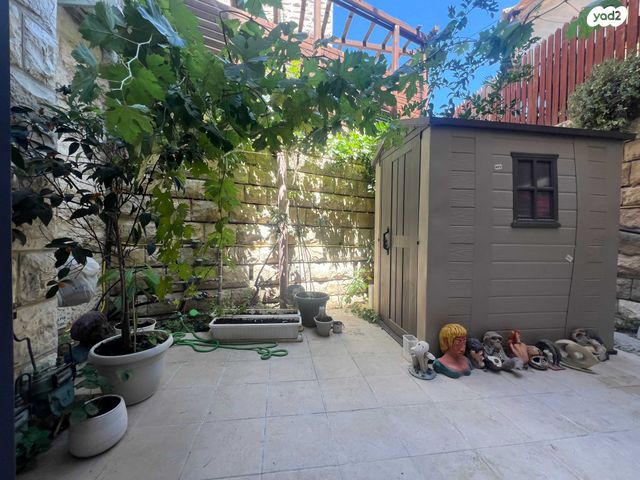 דירת גן, האנפה, גילה, ירושלים