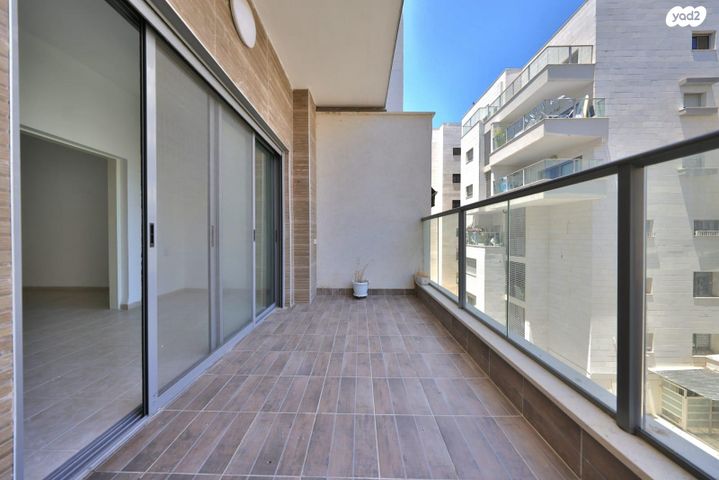 דירה, א.ד. גורדון 9, מוצקין הותיקה, קרית מוצקין