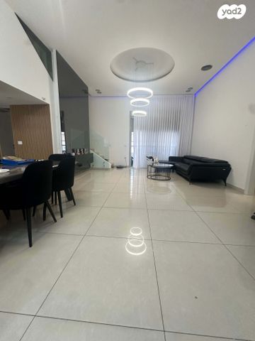 דופלקס, תנובת השדה, אשקלון