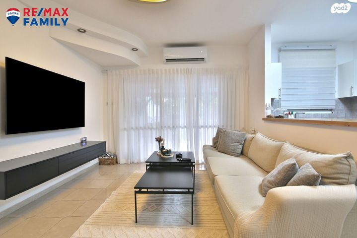 דירת גן, מנחם בגין 4, נווה גנים, קרית מוצקין