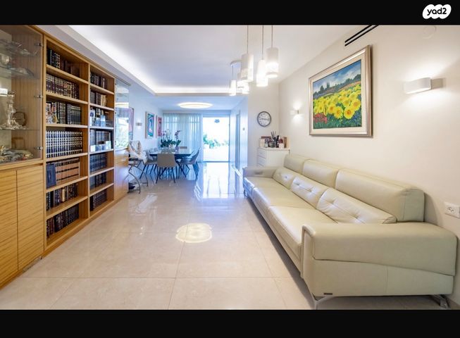 גג/ פנטהאוז, הרב יצחק חי טייב, הר נוף, ירושלים