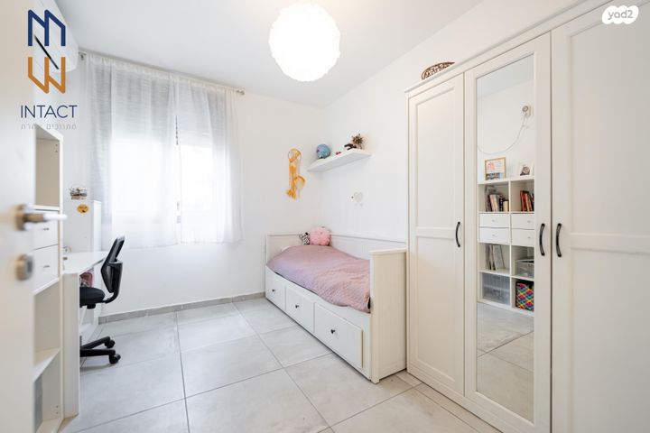 דירת גן, בצוותא, חריש