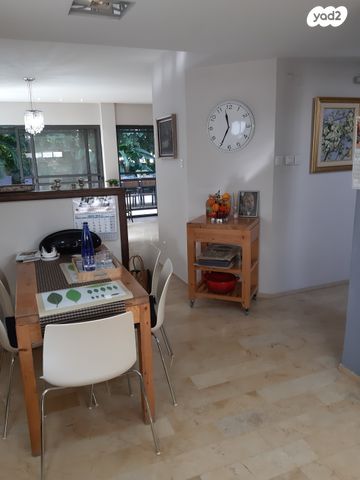 בית פרטי/ קוטג', קרית קריניצי, רמת גן