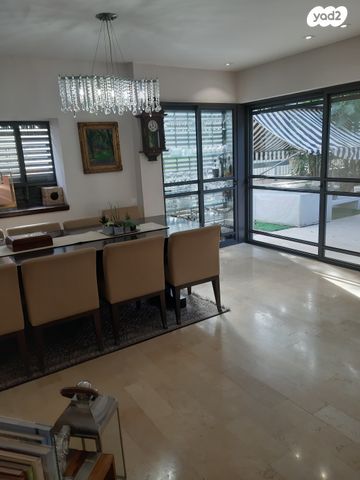 בית פרטי/ קוטג', קרית קריניצי, רמת גן