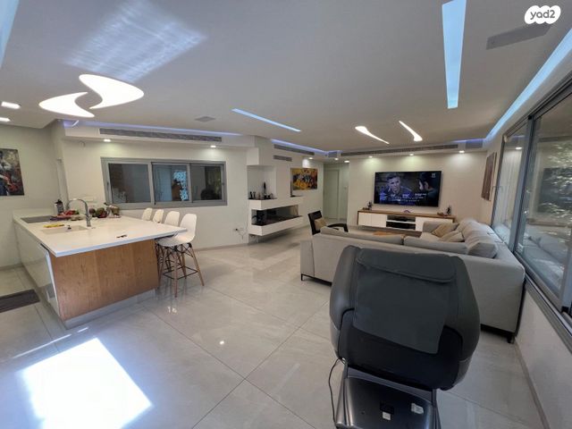 בית פרטי/ קוטג', אלוף דוד 17, רמת חן, רמת גן